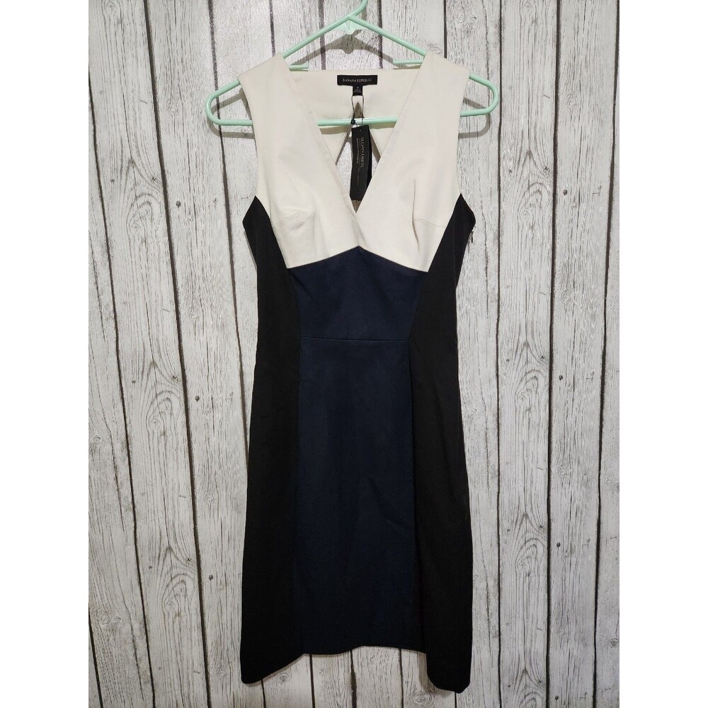 New Banana Republic Sloan Dress 4 Navy Colorblock Cutout Sheath V-Neck Old Money